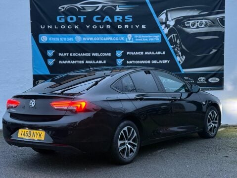 Vauxhall Insignia 1.6 Turbo D BlueInjection Design Grand Sport Euro 6 (s/s) 5dr 3