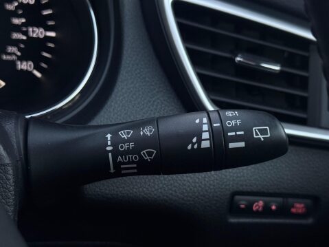 Nissan X-Trail 1.6 dCi Tekna 4WD Euro 5 (s/s) 5dr 61