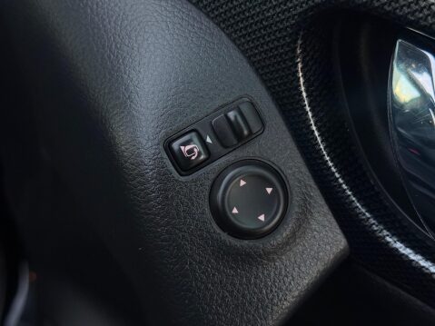 Nissan X-Trail 1.6 dCi Tekna 4WD Euro 5 (s/s) 5dr 46