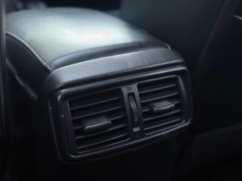 Nissan X-Trail 1.6 dCi Tekna 4WD Euro 5 (s/s) 5dr 43