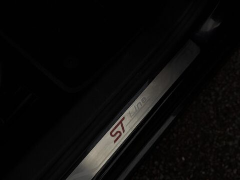 Ford Focus 1.5 EcoBlue ST-Line Euro 6 (s/s) 5dr 50