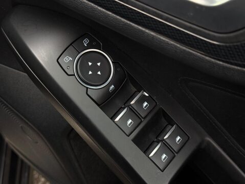 Ford Focus 1.5 EcoBlue ST-Line Euro 6 (s/s) 5dr 37