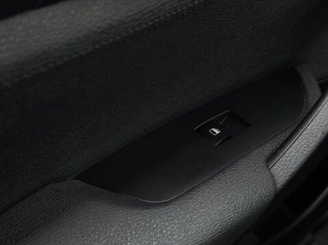 BMW X1 2.0 20d xLine Auto xDrive Euro 5 (s/s) 5dr 44