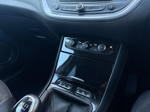 Vauxhall Grandland X 1.2 Turbo Sport Nav Euro 6 (s/s) 5dr 33