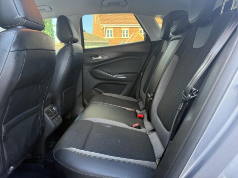 Vauxhall Grandland X 1.2 Turbo Sport Nav Euro 6 (s/s) 5dr 25