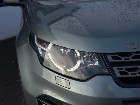Land Rover Discovery Sport 2.0 TD4 SE Tech 4WD Euro 6 (s/s) 5dr (5 Seat) 11
