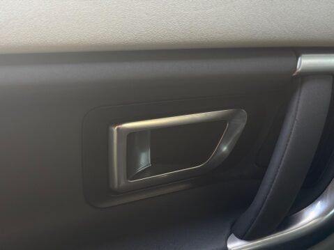 Land Rover Discovery Sport 2.0 TD4 SE Tech 4WD Euro 6 (s/s) 5dr (5 Seat) 51