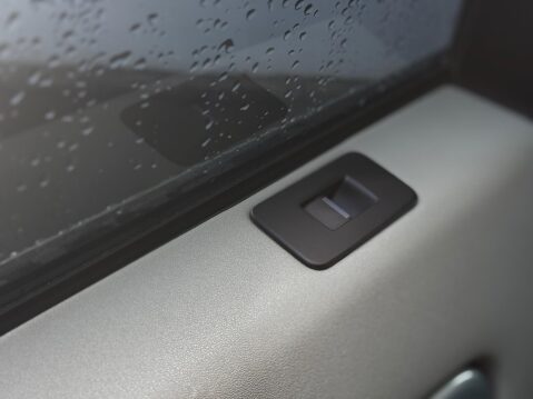 Land Rover Discovery Sport 2.0 TD4 SE Tech 4WD Euro 6 (s/s) 5dr (5 Seat) 50