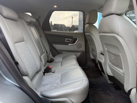 Land Rover Discovery Sport 2.0 TD4 SE Tech 4WD Euro 6 (s/s) 5dr (5 Seat) 36