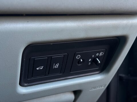 Land Rover Discovery Sport 2.0 TD4 SE Tech 4WD Euro 6 (s/s) 5dr (5 Seat) 69