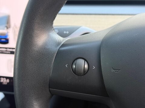 Tesla Model 3 (Dual Motor) Long Range Auto 4WDE 4dr 46