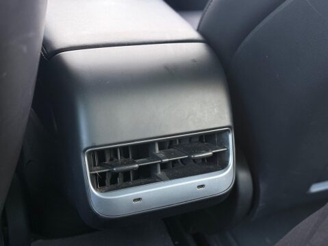 Tesla Model 3 (Dual Motor) Long Range Auto 4WDE 4dr 44