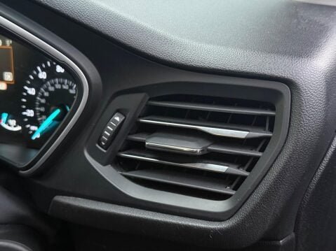 Ford Focus 1.5 EcoBlue Zetec Euro 6 (s/s) 5dr 49