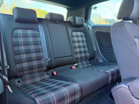 Volkswagen Golf 2.0 TSI BlueMotion Tech GTI Euro 6 (s/s) 3dr 36