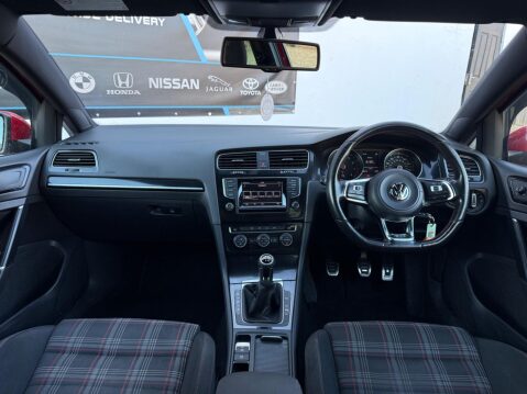 Volkswagen Golf 2.0 TSI BlueMotion Tech GTI Euro 6 (s/s) 3dr 42