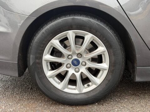 Ford Mondeo 1.5 TDCi ECOnetic Zetec Euro 6 (s/s) 5dr 76