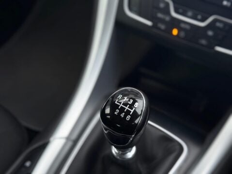 Ford Mondeo 1.5 TDCi ECOnetic Zetec Euro 6 (s/s) 5dr 63