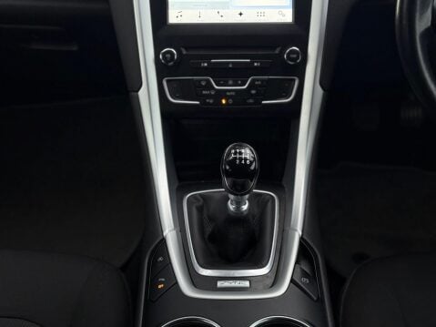 Ford Mondeo 1.5 TDCi ECOnetic Zetec Euro 6 (s/s) 5dr 46