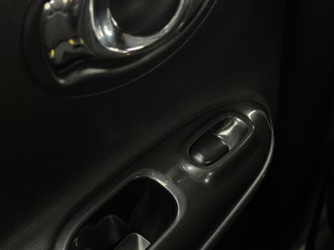 Nissan Juke 1.6 DIG-T Nismo RS Euro 6 5dr 57