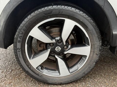Nissan Qashqai 1.5 dCi N-Connecta 2WD Euro 6 (s/s) 5dr 36