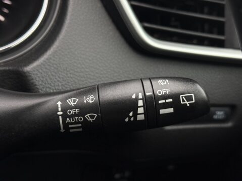 Nissan Qashqai 1.5 dCi N-Connecta 2WD Euro 6 (s/s) 5dr 81