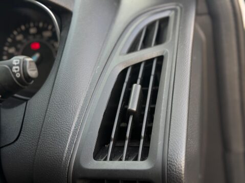 Ford Focus 1.0T EcoBoost ST-Line Euro 6 (s/s) 5dr 67