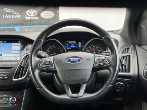 Ford Focus 1.0T EcoBoost ST-Line Euro 6 (s/s) 5dr 53