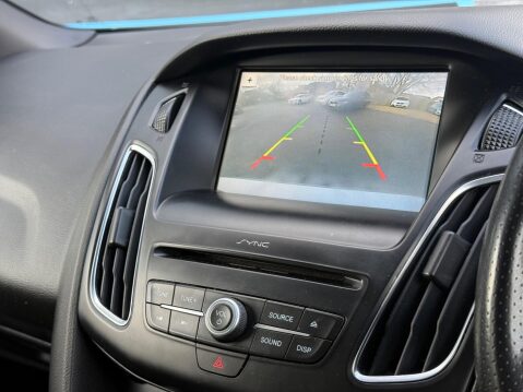 Ford Focus 1.0T EcoBoost ST-Line Euro 6 (s/s) 5dr 76