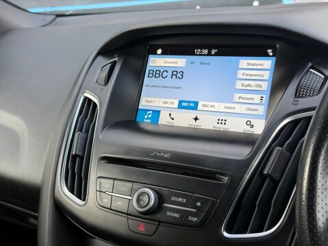 Ford Focus 1.0T EcoBoost ST-Line Euro 6 (s/s) 5dr 75