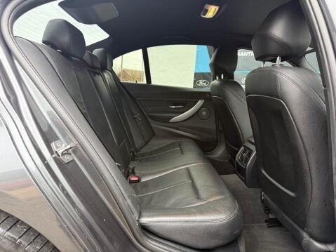 BMW 3 Series 3.0 330d M Sport Auto xDrive Euro 5 (s/s) 4dr 44