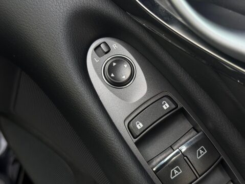 Infiniti Q50 2.2d SE Auto Euro 6 (s/s) 4dr 75