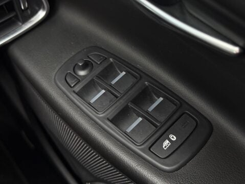 Jaguar XE 2.0d R-Sport Auto AWD Euro 6 (s/s) 4dr 79