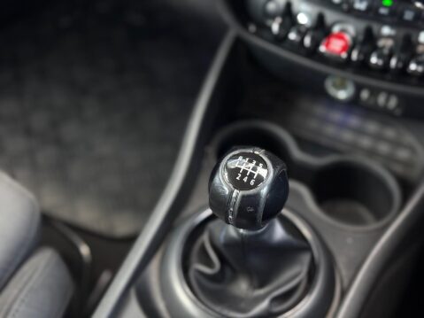 Mini Clubman 2.0 Cooper S Euro 6 (s/s) 6dr 81