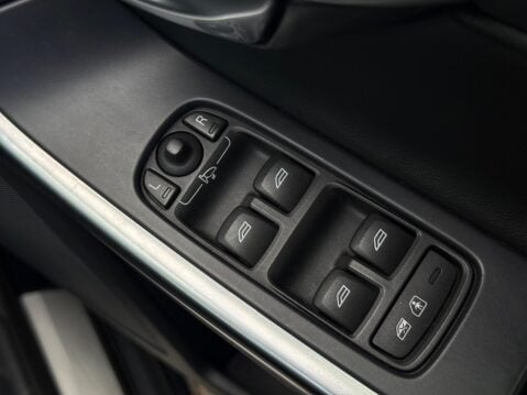 Volvo XC60 2.0 D4 R-Design Lux Nav Euro 6 (s/s) 5dr 79