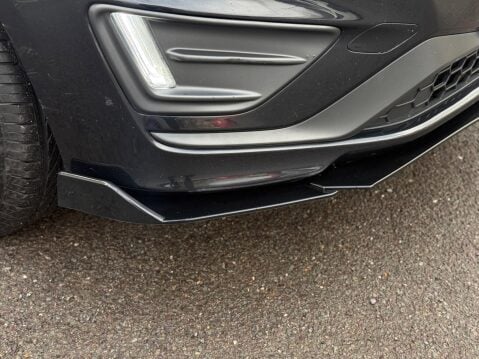 Volvo XC60 2.0 D4 R-Design Lux Nav Euro 6 (s/s) 5dr 30