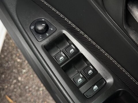 SEAT Leon 2.0 TSI Cupra 290 Lux DSG Euro 6 (s/s) 5dr 73