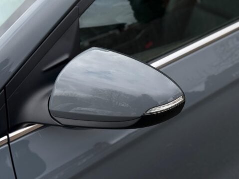 Hyundai IONIQ 38.3kWh Premium SE Auto 5dr 20