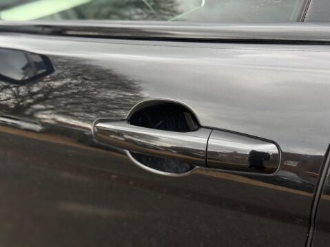 Land Rover Range Rover Evoque 2.2 SD4 Pure Auto 4WD Euro 5 (s/s) 5dr 28