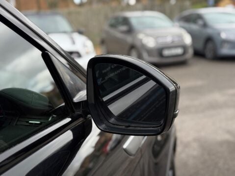 Land Rover Range Rover Evoque 2.2 SD4 Pure Auto 4WD Euro 5 (s/s) 5dr 23