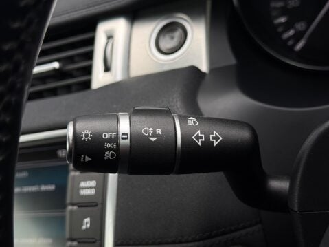 Land Rover Range Rover Evoque 2.2 SD4 Pure Auto 4WD Euro 5 (s/s) 5dr 94