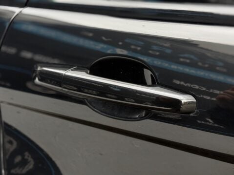 Land Rover Range Rover Evoque 2.2 SD4 Pure Auto 4WD Euro 5 (s/s) 5dr 26