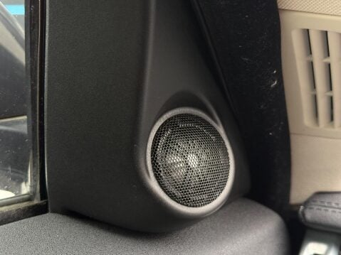 Land Rover Range Rover Evoque 2.2 SD4 Pure Auto 4WD Euro 5 (s/s) 5dr 71