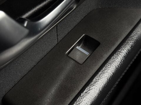 Land Rover Range Rover Evoque 2.2 SD4 Pure Auto 4WD Euro 5 (s/s) 5dr 72