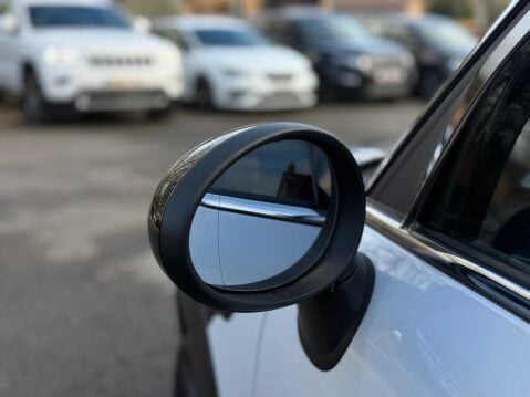 Mini Countryman 2.0 Cooper SD Auto ALL4 Euro 5 5dr 22