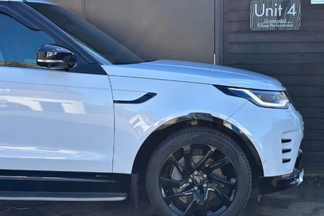Land Rover Discovery R-DYNAMIC SE MHEV 19