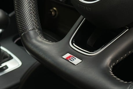 Audi S3 S3 TFSI QUATTRO BLACK EDITION 25