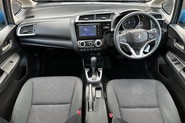 Honda Jazz I-VTEC SE NAVI 20