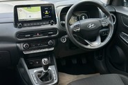 Hyundai KONA T-GDI PREMIUM MHEV 4