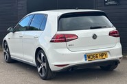 Volkswagen Golf GTI DSG 2