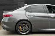 Alfa Romeo Giulia V6 BITURBO QUADRIFOGLIO 14